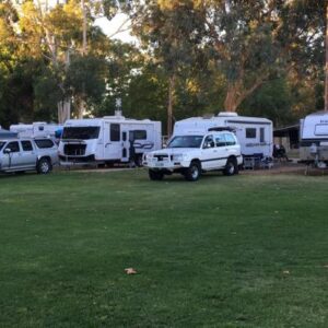 Rivergardens-Holiday-Park-Caravan-Camping-Powered-Sites-900px-Nov-18-0000 (1)